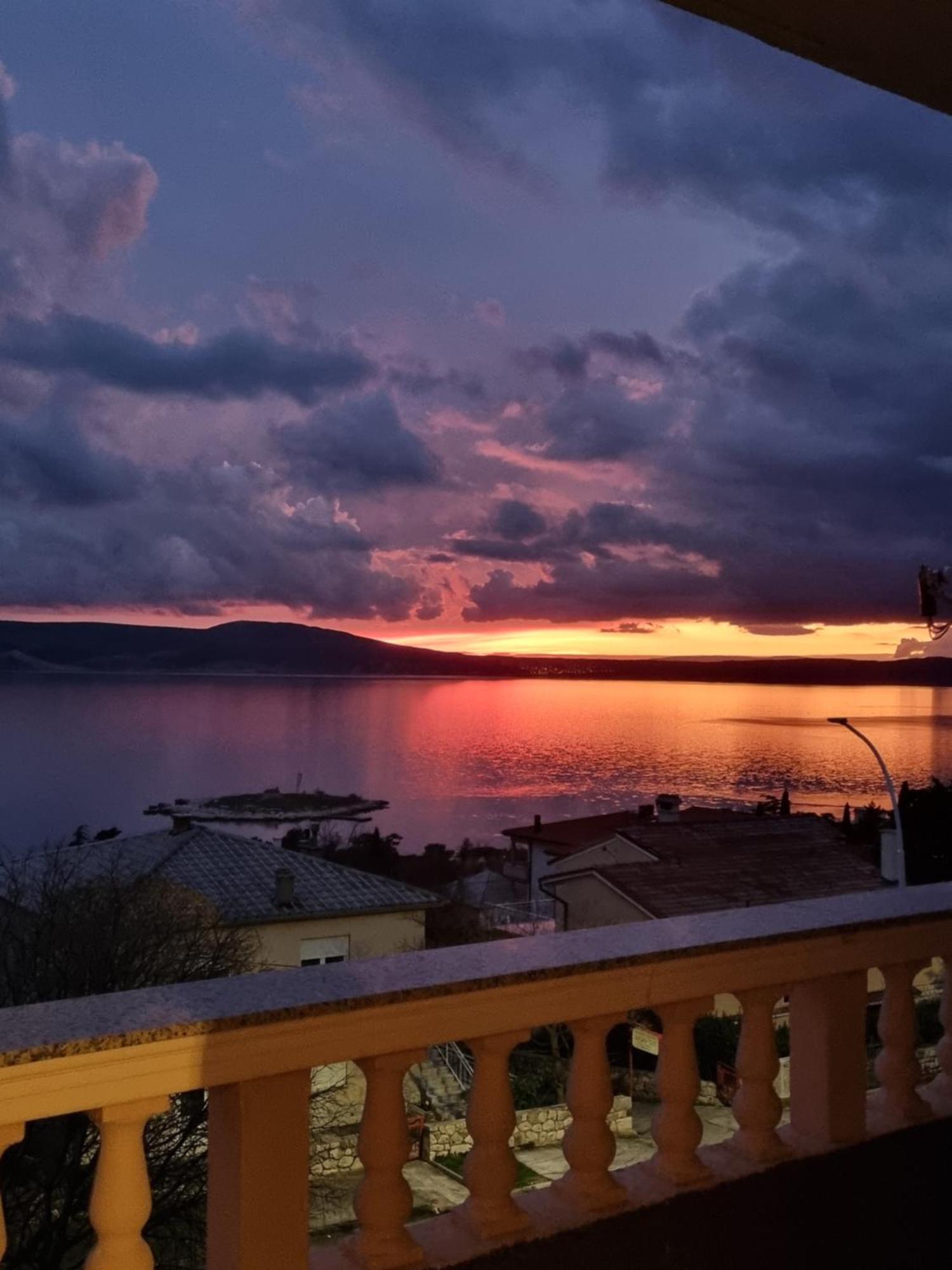 App St Marin View Novi Vinodolski Bagian luar foto