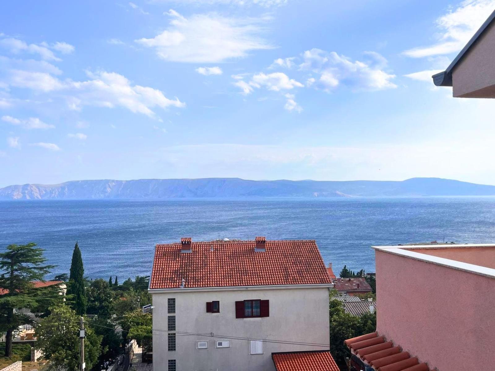App St Marin View Novi Vinodolski Bagian luar foto